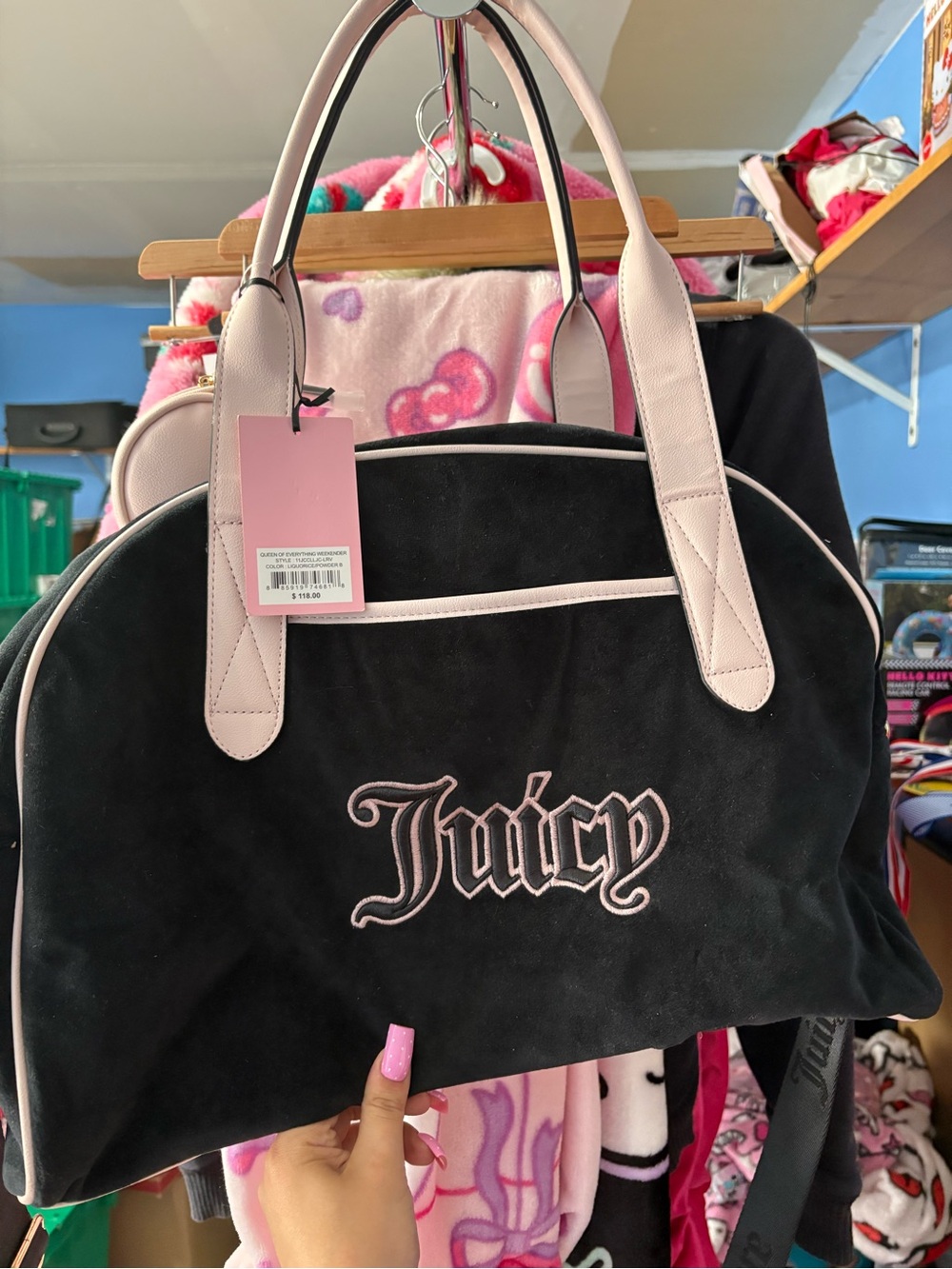 BNWT Juicy Couture duffle bag